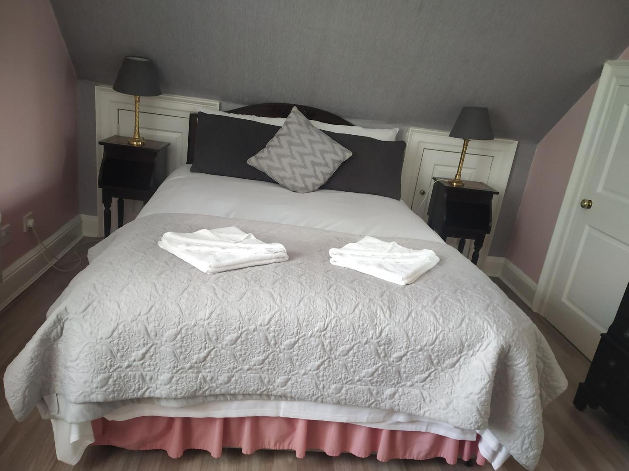 Glasgow City Charlotte Service Aparments Extérieur photo