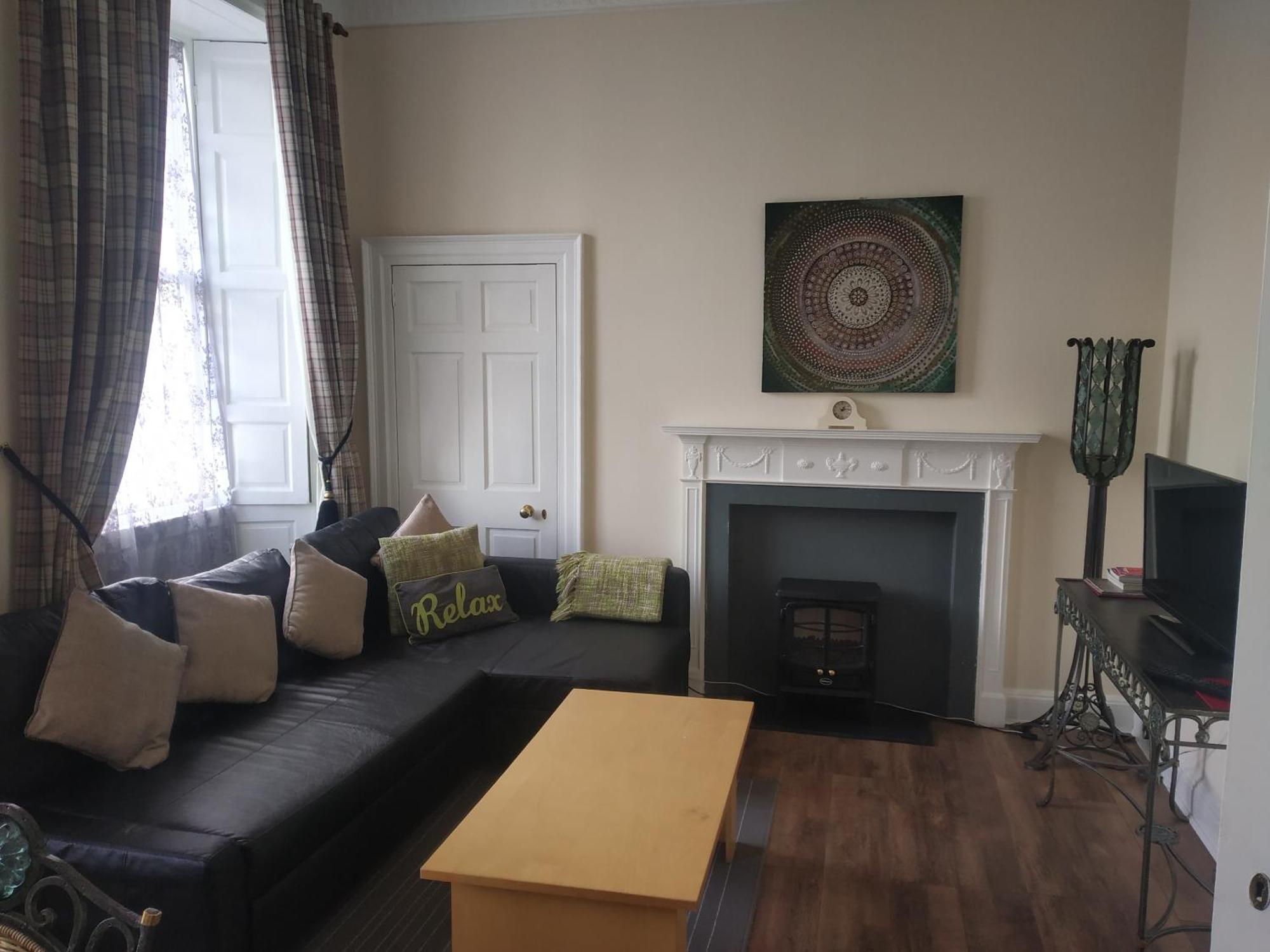 Glasgow City Charlotte Service Aparments Extérieur photo