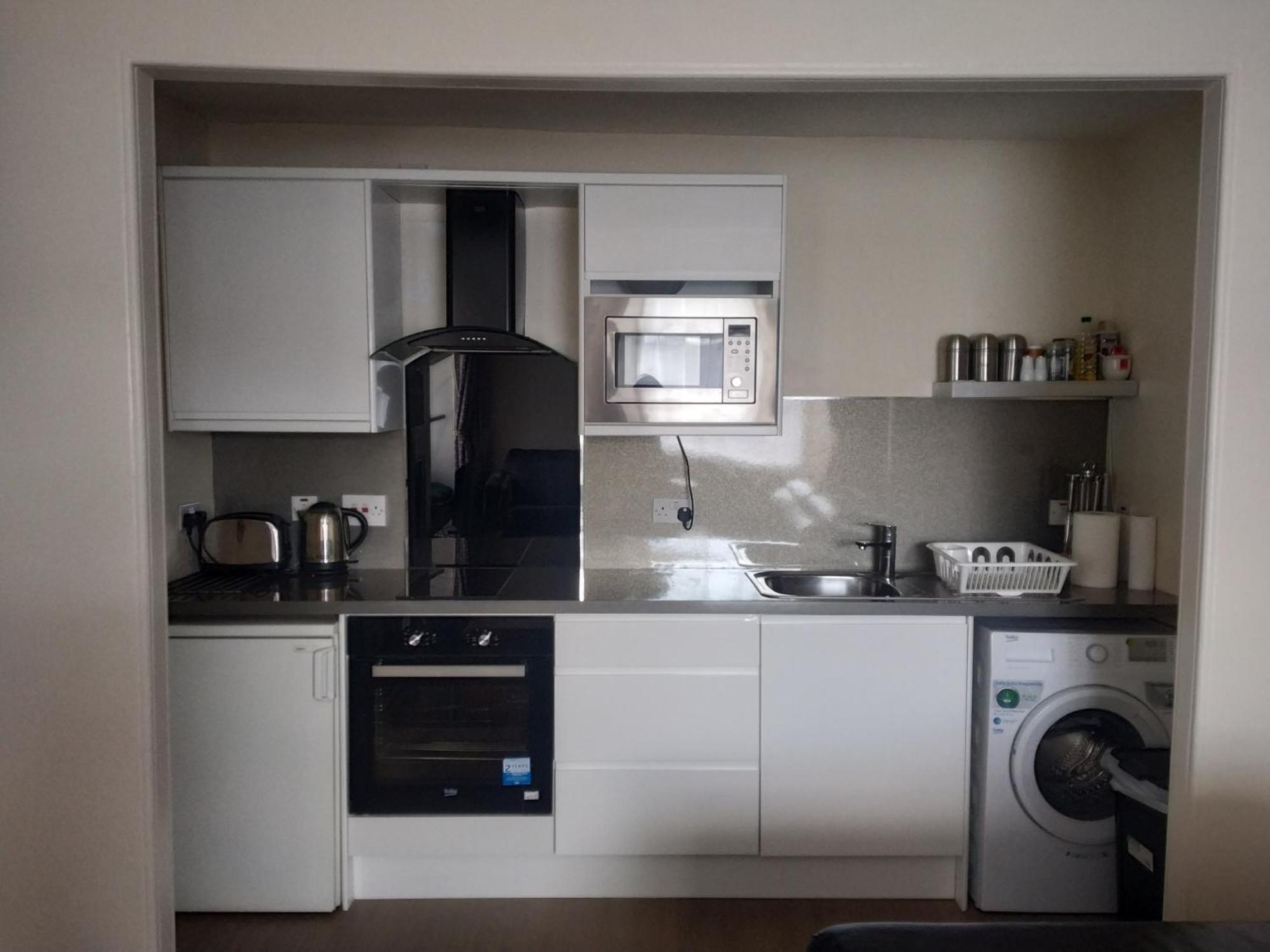 Glasgow City Charlotte Service Aparments Extérieur photo