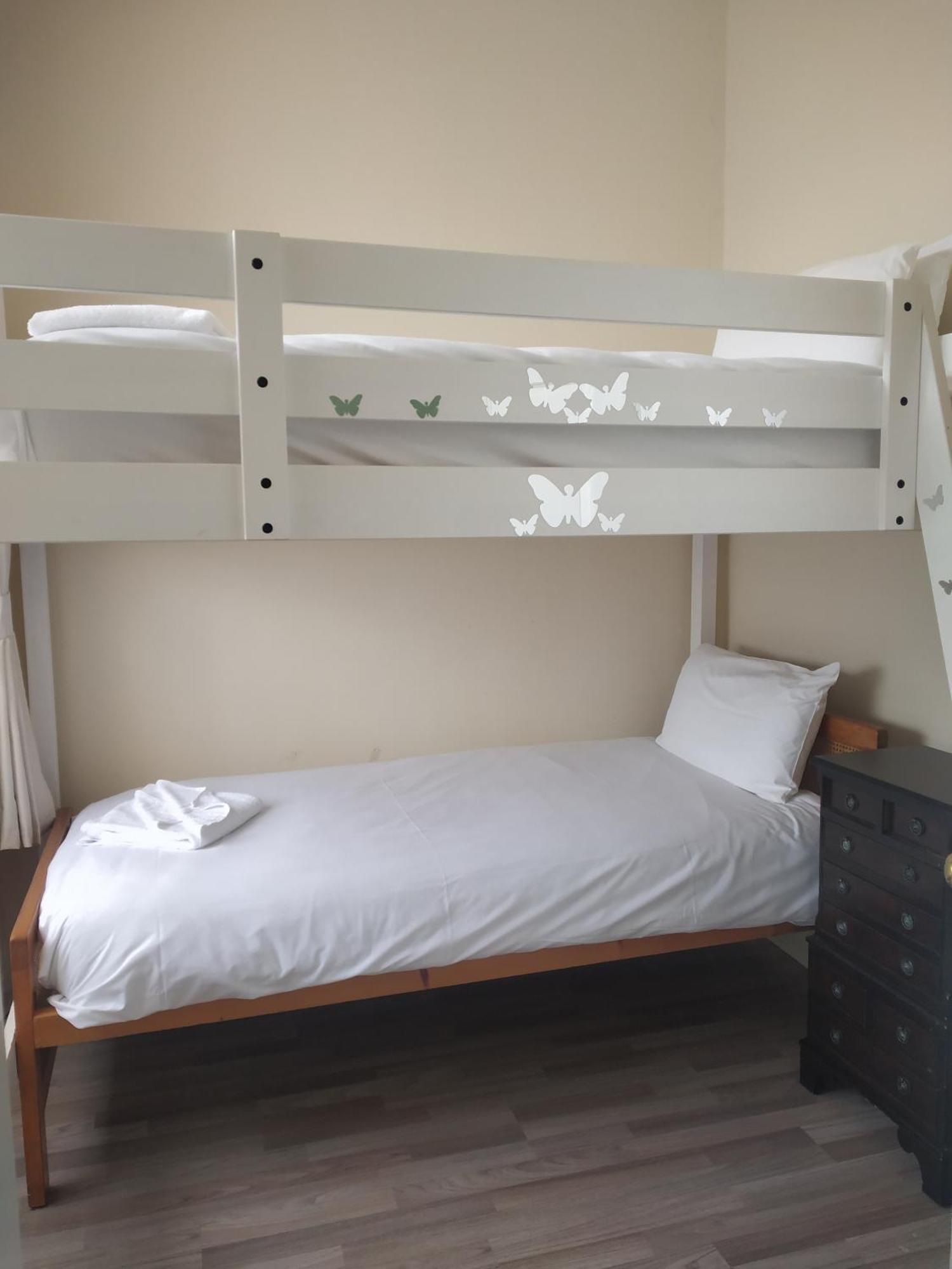 Glasgow City Charlotte Service Aparments Extérieur photo
